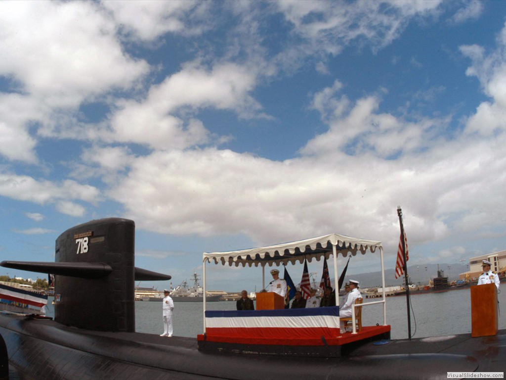 Honolulu (SSN-718)-22