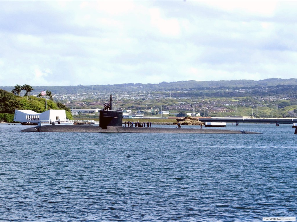 Honolulu (SSN-718)-23