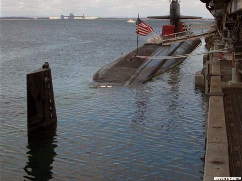 Houston (SSN-713)-4